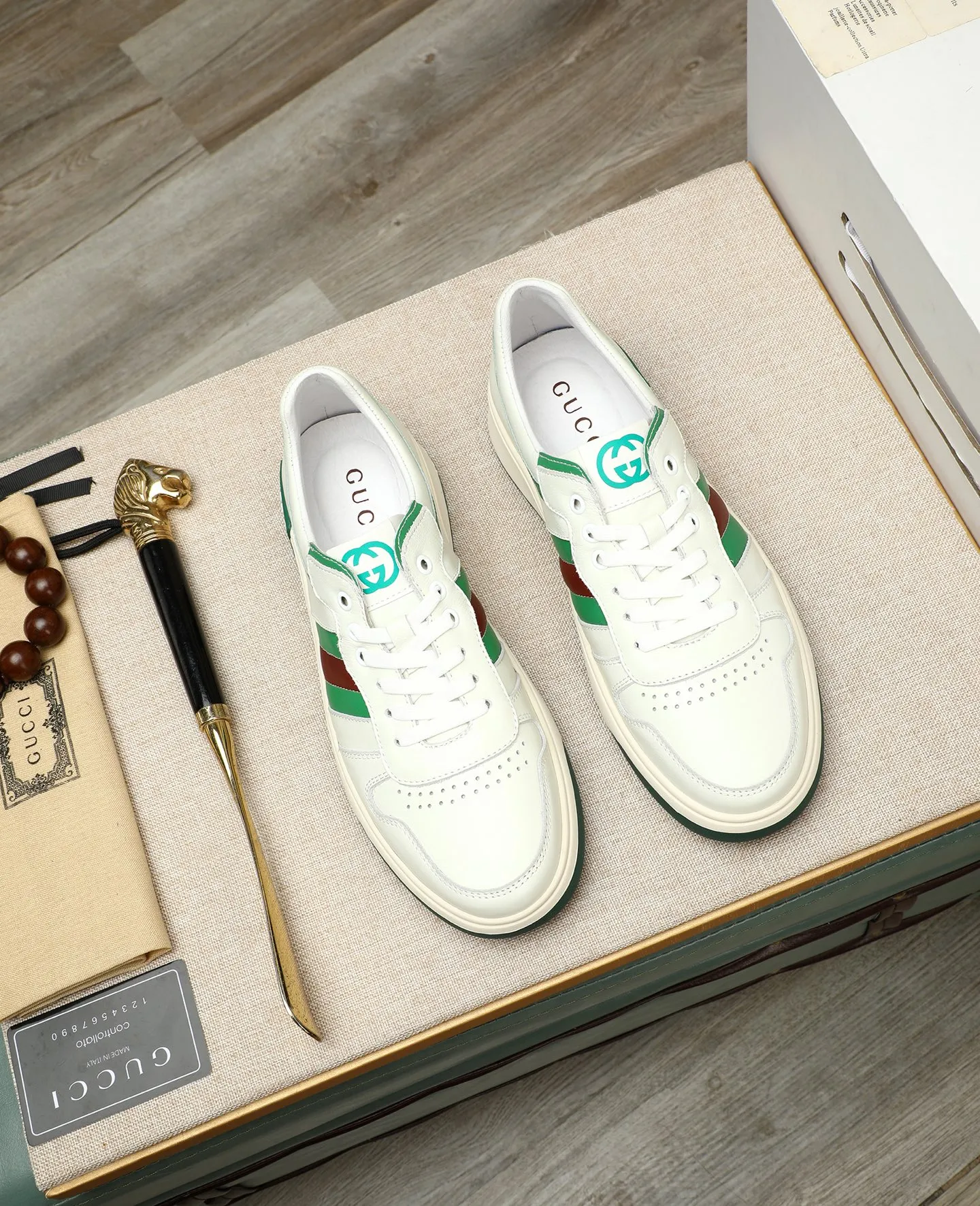 Men's men's shoes 💰440 GUCCI🔍🔍The latest model is on sale at the same time at the counter. Original calfskin imported from Italy, genuine leather lining, (high-end, noble, and classy) with exquisite workmanship. Sole: Original sole provided by the original factory, ⚠Exclusive double-layer movable molded sole super comfortable⚠, real shot 🎬The real thing is better🔍🔍"High quality·Follow the order" Code number 38-44
